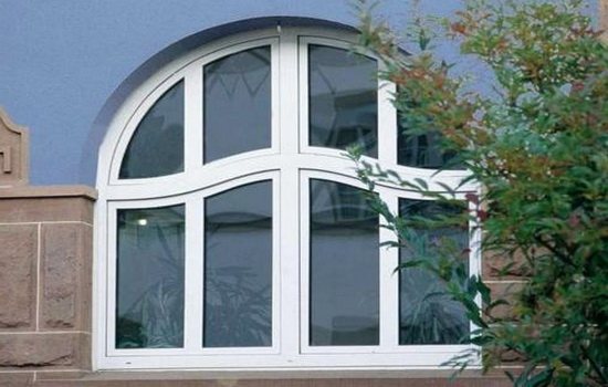 Arched windows sa arkitektura