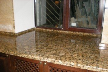 Granite sill na may gilid para sa kusina na Butterfly Gold