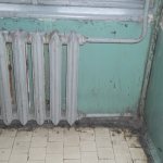 Bagaimana cara membuang cat lama dari radiator dan menghilangkan sisa lapisan sepenuhnya?