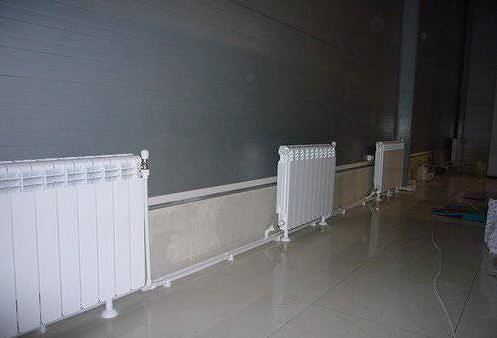 Aling radiator ang mai-install upang mapalitan ang baterya ng cast iron