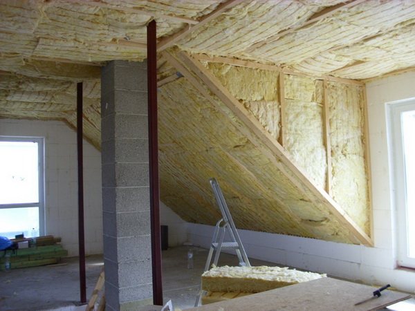 Penoplex o mineral wool: ano ang pipiliin?