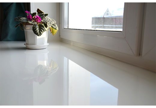 Plastic window sill