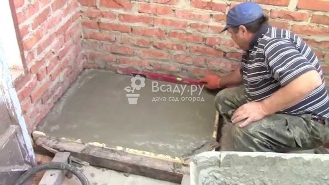 Paghahanda ng pundasyon ng pugon para sa isang brick bath, larawan