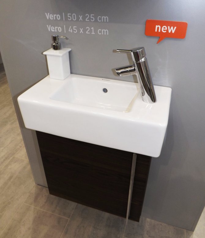 Hængende håndvask af Duravit på MosBuild 2014