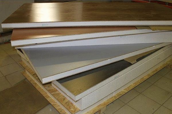 Mga pansariling sandwich panel