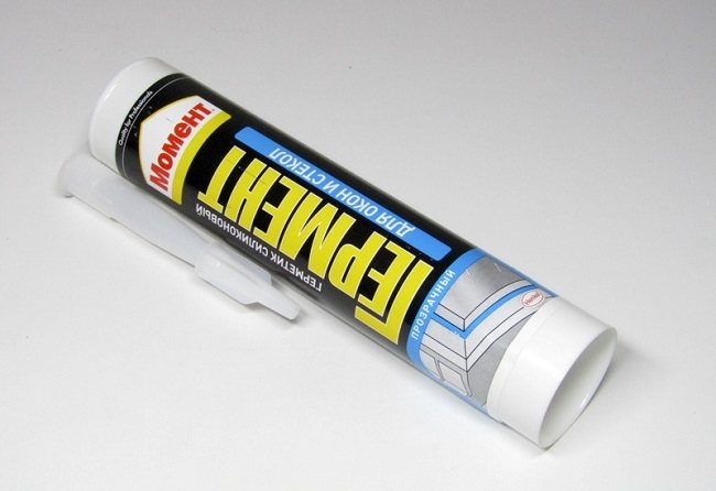 silicone sealant para sa mga window seam