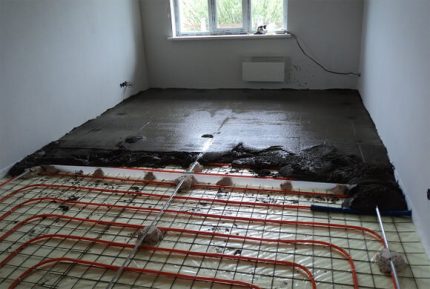 Underfloor heating screed