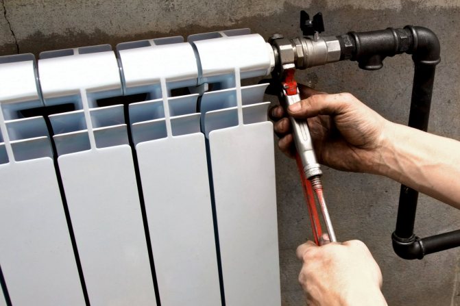 Ang pag-install ng mga radiator ng pag-init gamit ang iyong sariling mga kamay kung paano mag-install ng mga radiator