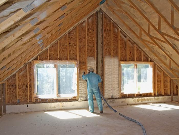 pagkakabukod ng attic na may mga pagsusuri ng polyurethane foam