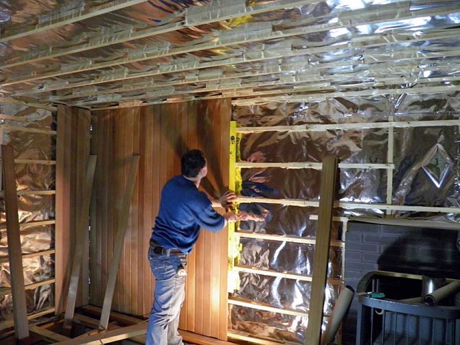 varmeisolering af dampbadet i badet